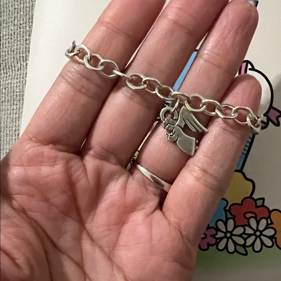 James Avery Medium Silver Bracelet With Angel Charm - Picture 5 of 6